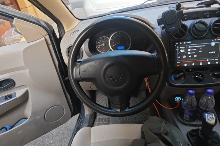 Used Wuling Hongguang 2013 1.5L Comfort Model Steering Wheel
