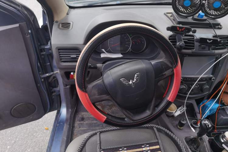 Used Wuling Hongguang 2013 1.5L Base Version Steering Wheel