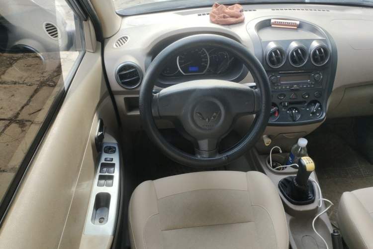 Used Wuling Hongguang 2013 1.5L Comfort Model Steering Wheel