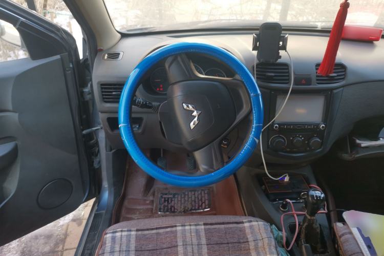 Used Wuling Hongguang 2013 1.5L Standard Version Steering Wheel