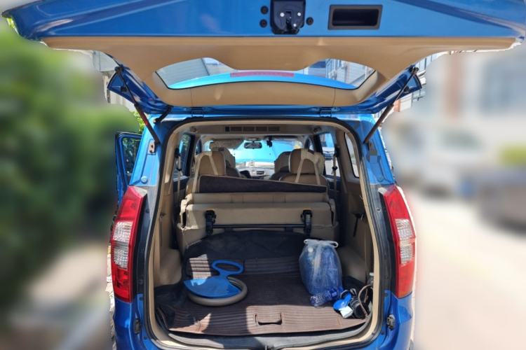 Used Wuling Hongguang 2013 1.5L S Comfort Model Trunk