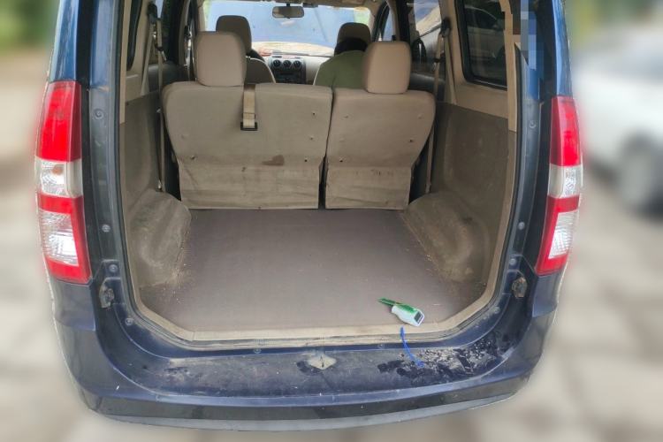 Used Wuling Hongguang 2013 1.5L Comfort Model Trunk