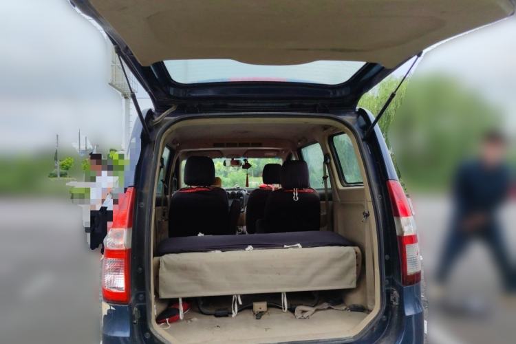 Used Wuling Hongguang 2013 1.5L Luxury Model Trunk