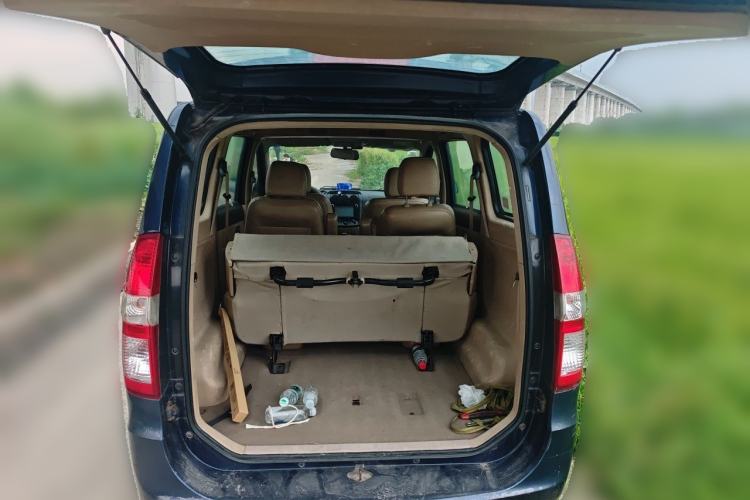 Used Wuling Hongguang 2013 1.5L Luxury Model Trunk