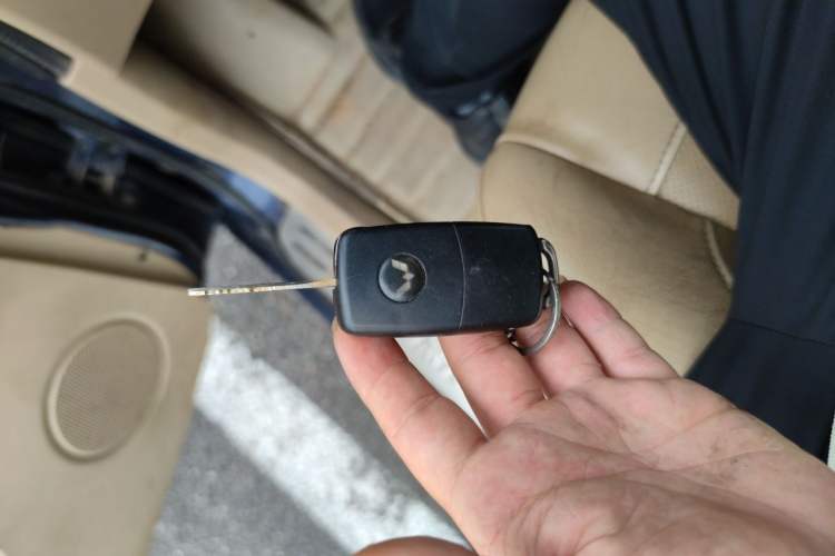 Used Wuling Hongguang 2013 1.5L Luxury Model Vehicle Key