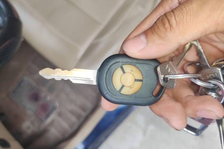 Used Wuling Hongguang 2013 1.5L S Luxury Model Vehicle Key