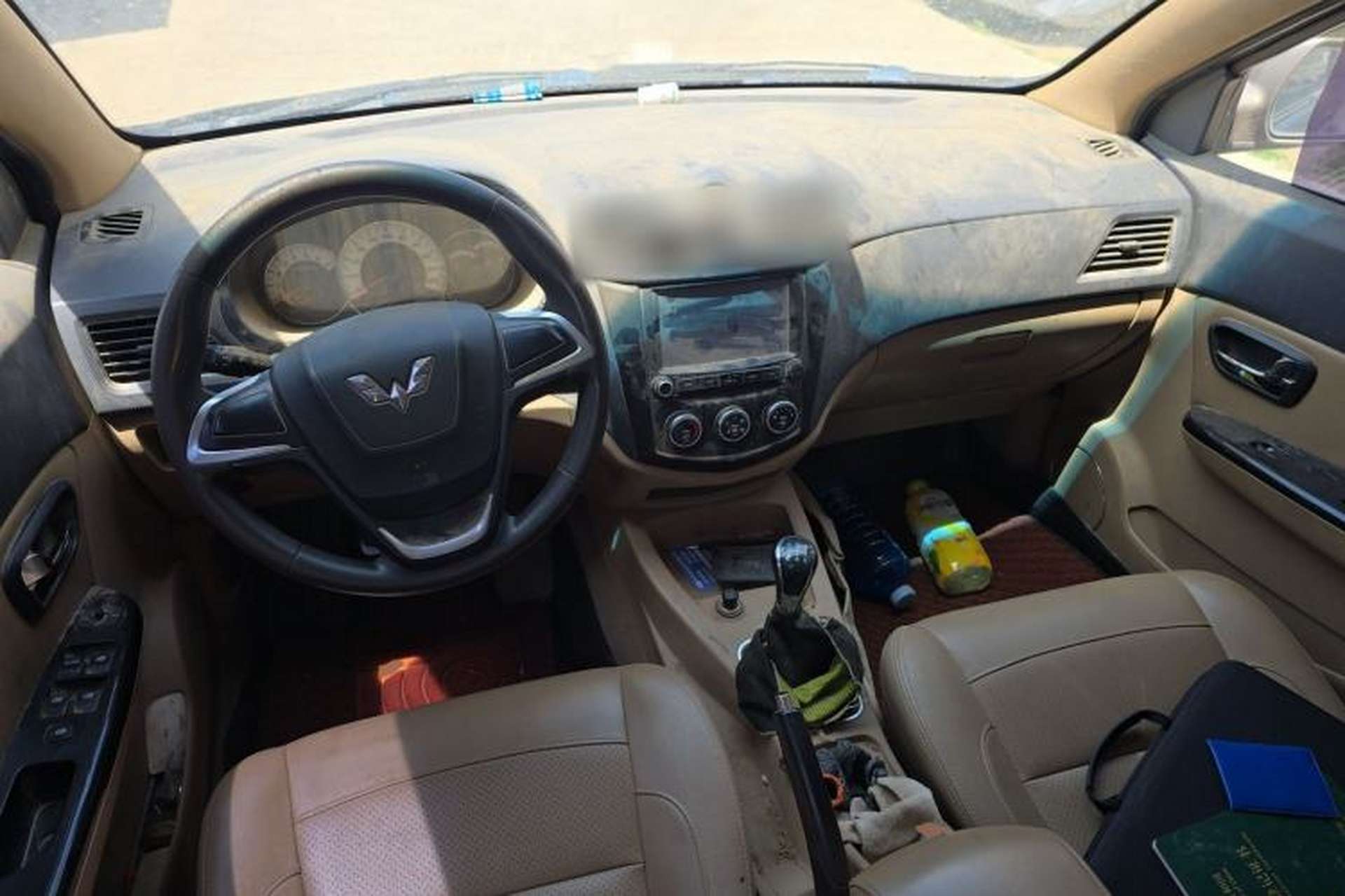 Used Wuling Hongguang 2013 1.5L S Comfort Model Center Console