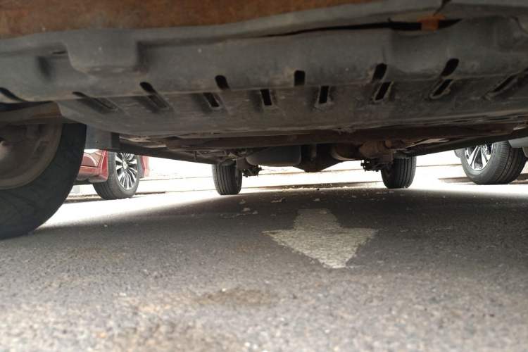 Used Wuling Hongguang 2013 1.5L S Comfort Model Chassis Front