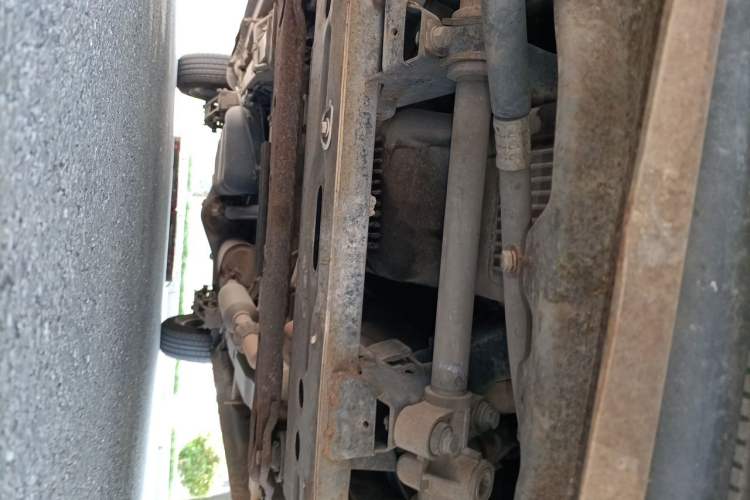 Used Wuling Hongguang 2013 1.5L S Comfort Model Chassis Front