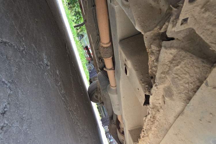 Used Wuling Hongguang 2013 1.5L S Comfort Model Chassis Front Left
