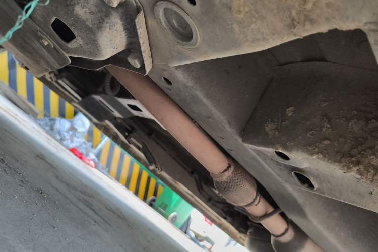 Used Wuling Hongguang 2013 1.5L S Comfort Model Chassis Front Left
