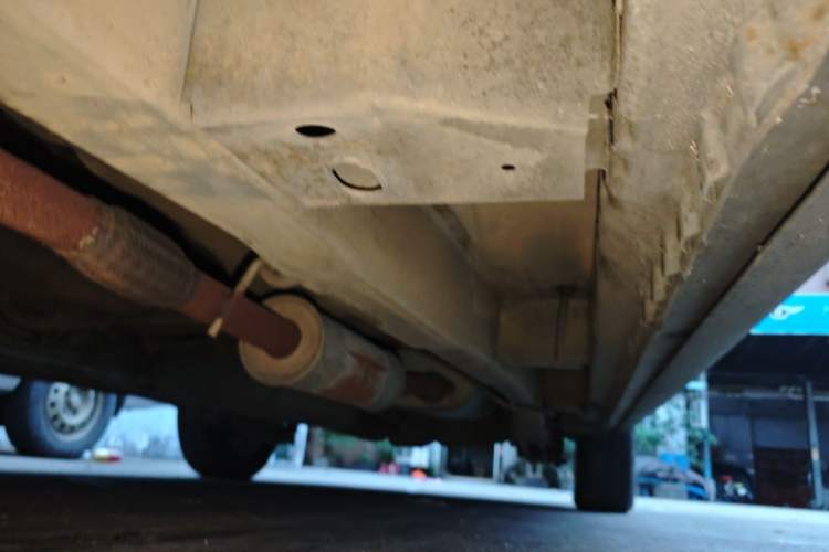 Used Wuling Hongguang 2013 1.5L S Comfort Model Chassis Front Left