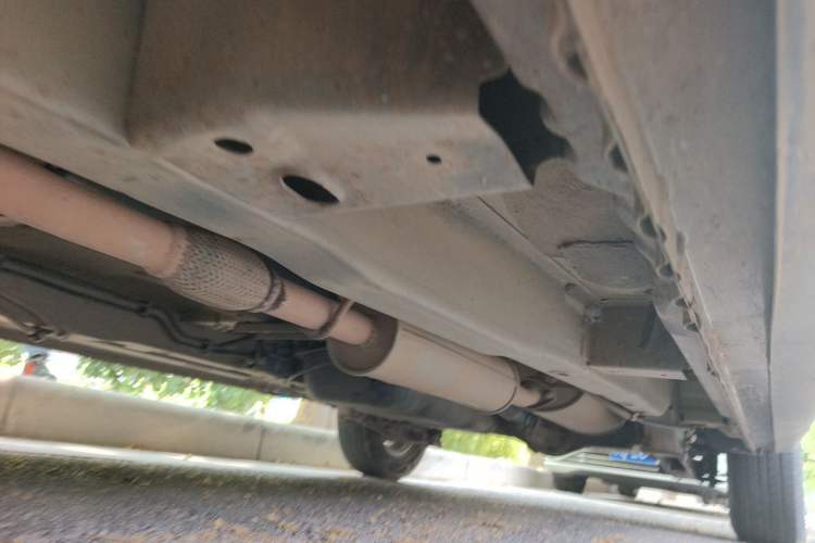 Used Wuling Hongguang 2013 1.2L S Comfort Model China IV Standard Chassis Front Left