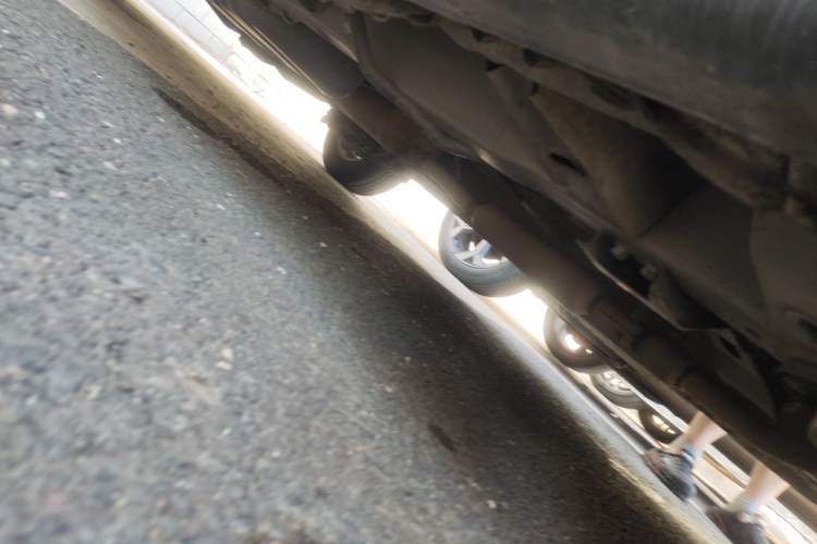 Used Wuling Hongguang 2013 1.5L S Luxury Model Chassis Front Right