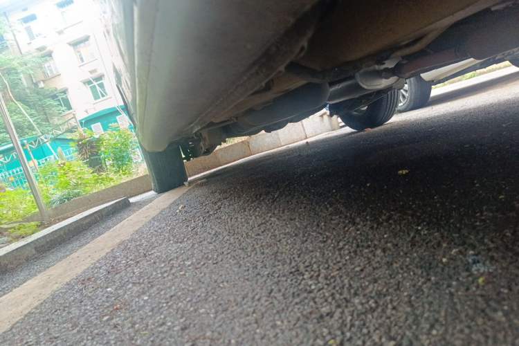 Used Wuling Hongguang 2013 1.5L S Comfort Model Chassis Front Right