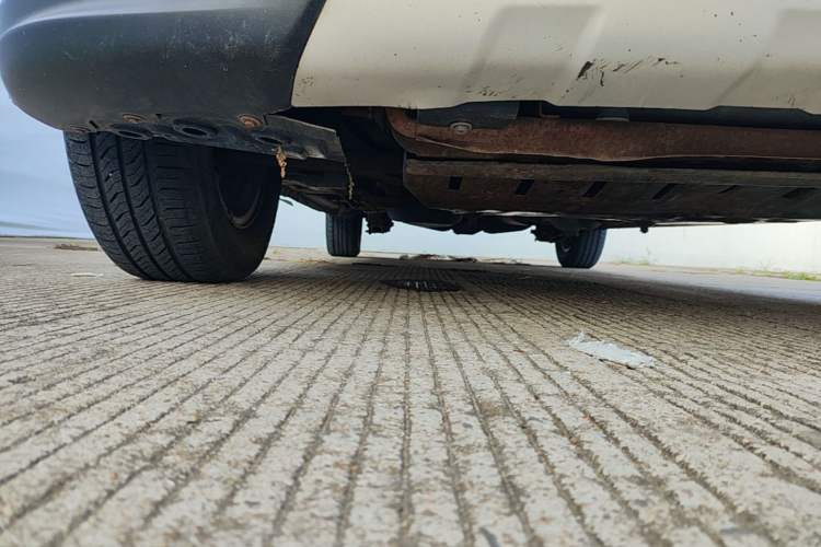 Used Wuling Hongguang 2013 1.5L S Comfort Model Chassis Front Right