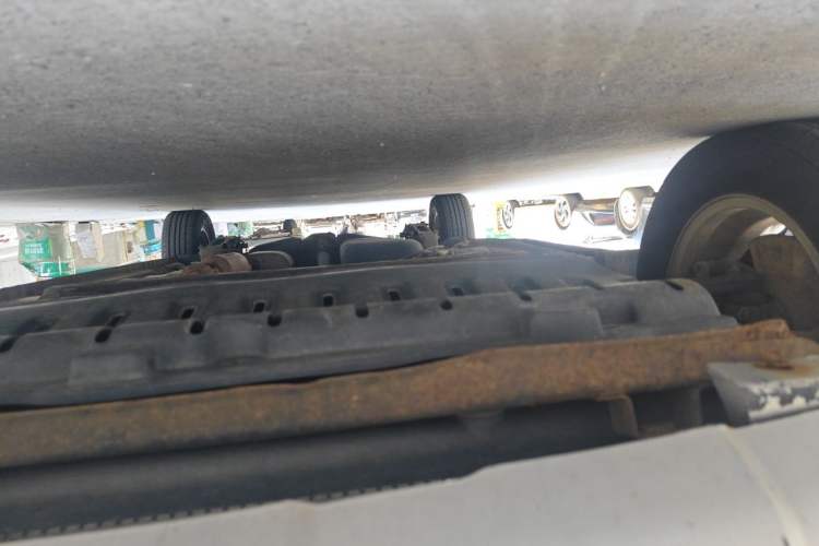 Used Wuling Hongguang 2013 1.5L S Luxury Model Chassis Front