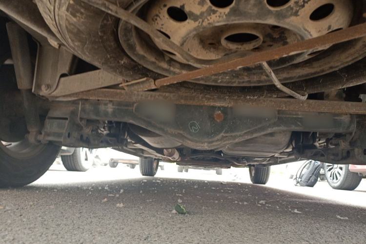 Used Wuling Hongguang 2013 1.5L S Comfort Model Chassis Rear