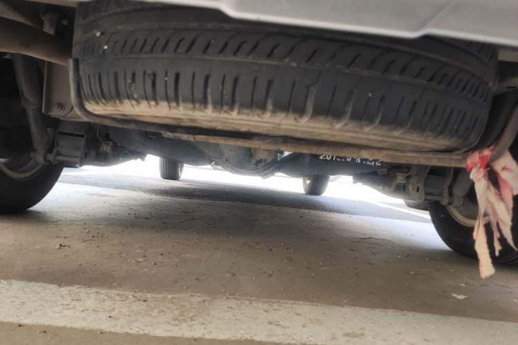 Used Wuling Hongguang 2013 1.5L S Luxury Model Chassis Rear