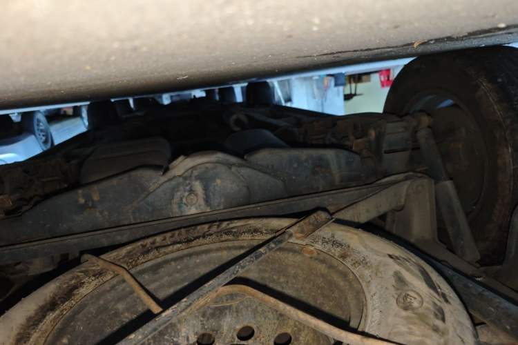 Used Wuling Hongguang 2013 1.5L S Comfort Model Chassis Rear