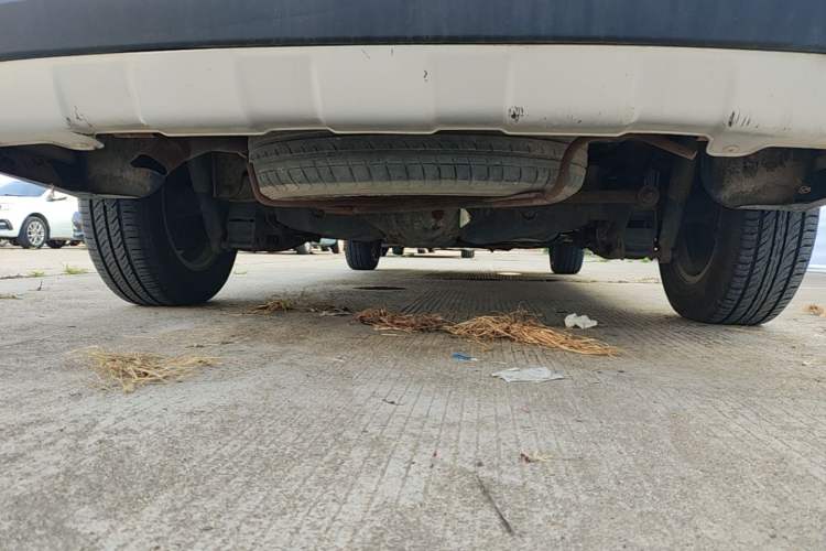 Used Wuling Hongguang 2013 1.5L S Comfort Model Chassis Rear