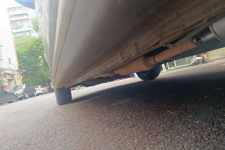 Used Wuling Hongguang 2013 1.5L S Comfort Model Chassis Rear Left