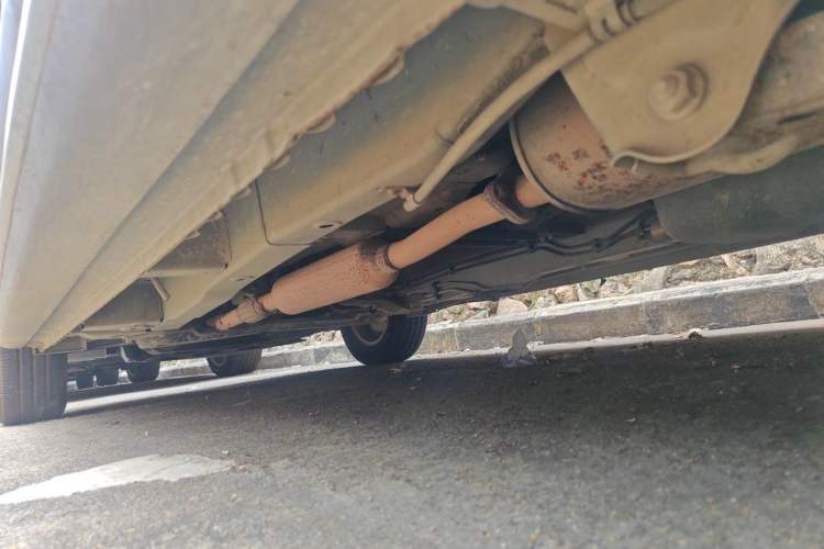 Used Wuling Hongguang 2013 1.5L S Comfort Model Chassis Rear Left