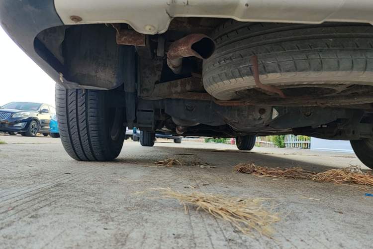Used Wuling Hongguang 2013 1.5L S Comfort Model Chassis Rear Left