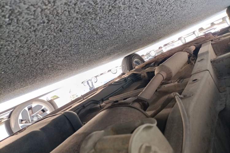 Used Wuling Hongguang 2013 1.5L S Comfort Model Chassis Rear Left