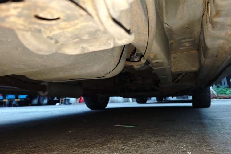 Used Wuling Hongguang 2013 1.5L S Comfort Model Chassis Rear Right