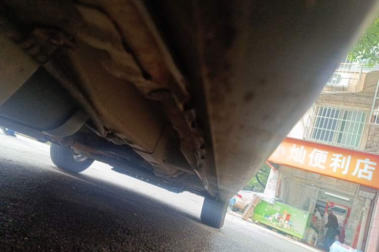 Used Wuling Hongguang 2013 1.5L S Comfort Model Chassis Rear Right