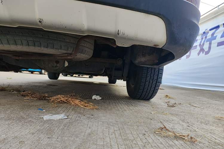 Used Wuling Hongguang 2013 1.5L S Comfort Model Chassis Rear Right
