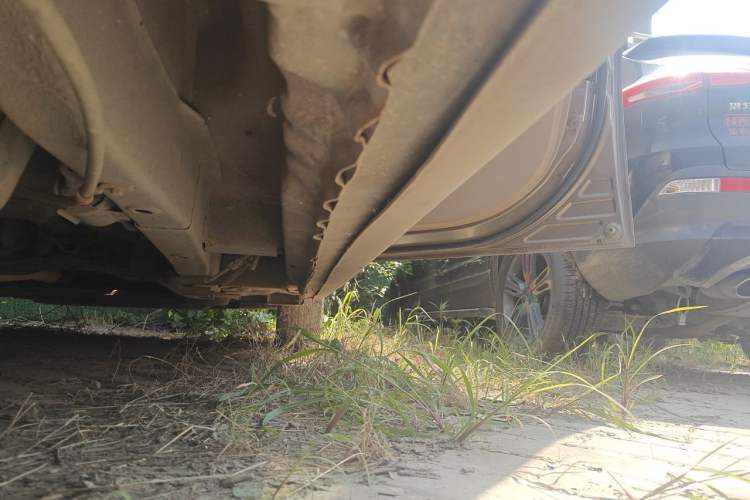 Used Wuling Hongguang 2013 1.5L S Luxury Model Chassis Rear Right