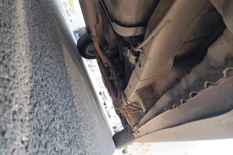 Used Wuling Hongguang 2013 1.5L S Comfort Model Chassis Rear Right