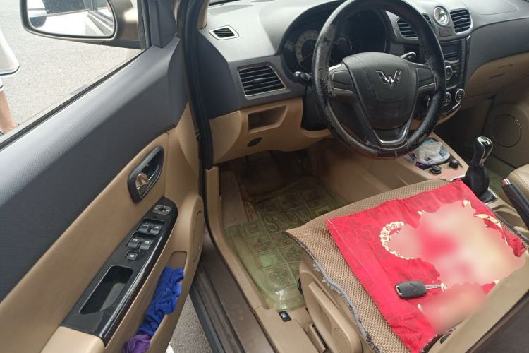 Used Wuling Hongguang 2013 1.5L S Comfort Model Driver Seat