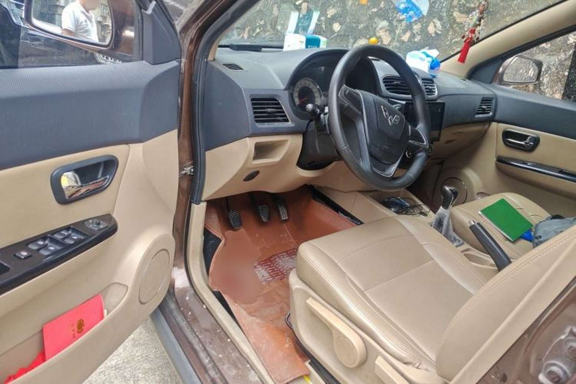 Used Wuling Hongguang 2013 1.5L S Comfort Model Driver Seat