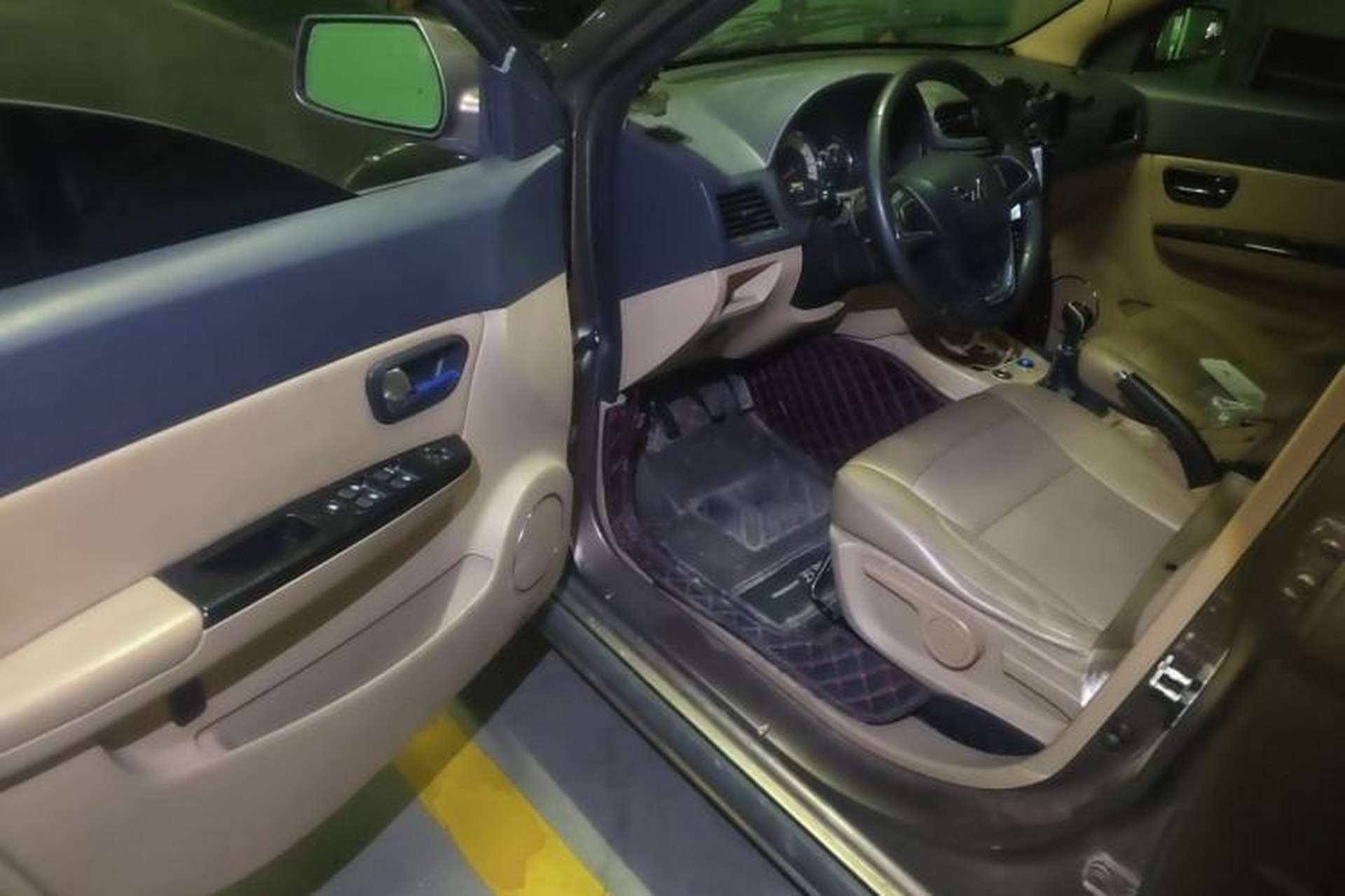 Used Wuling Hongguang 2013 1.5L S Comfort Model Driver Seat