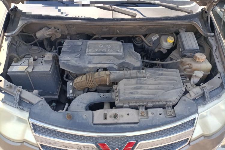 Used Wuling Hongguang 2013 1.5L S Comfort Model Engine Bay