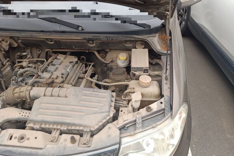 Used Wuling Hongguang 2013 1.5L S Comfort Model Engine Bay Left