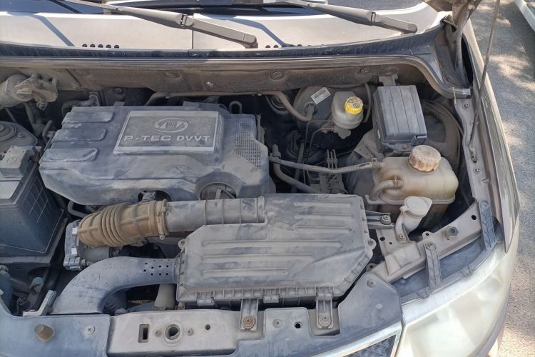 Used Wuling Hongguang 2013 1.5L S Comfort Model Engine Bay Left
