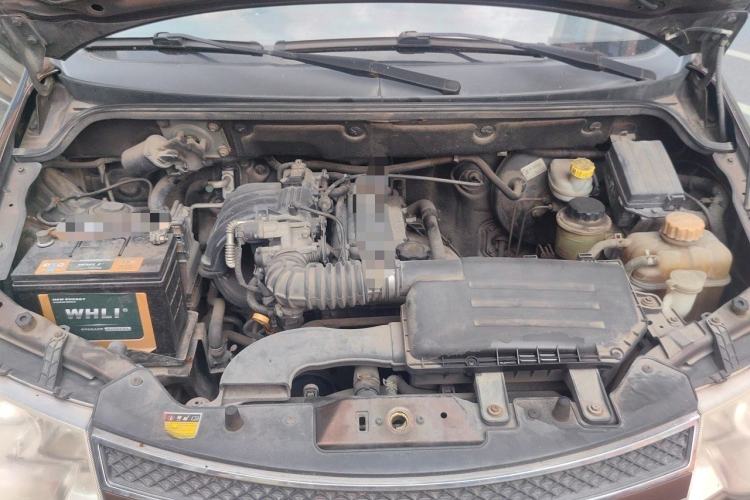 Used Wuling Hongguang 2013 1.2L S Comfort Model China IV Standard Engine Bay