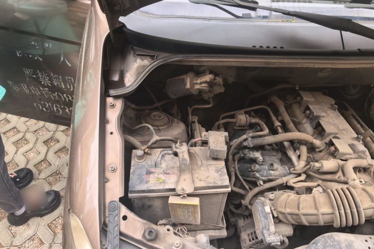 Used Wuling Hongguang 2013 1.5L S Comfort Model Engine Bay Right
