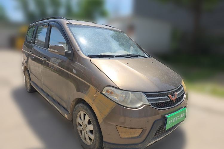 Used Wuling Hongguang 2013 1.5L S Comfort Model Front Right 45 Deg