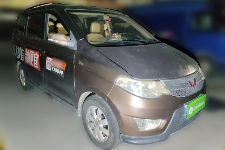 Used Wuling Hongguang 2013 1.5L S Comfort Model Front Right 45 Deg