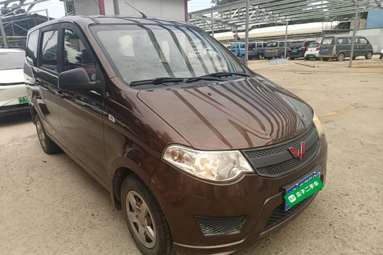 Used Wuling Hongguang 2013 1.2L S Comfort Model China IV Standard Front Right 45 Deg