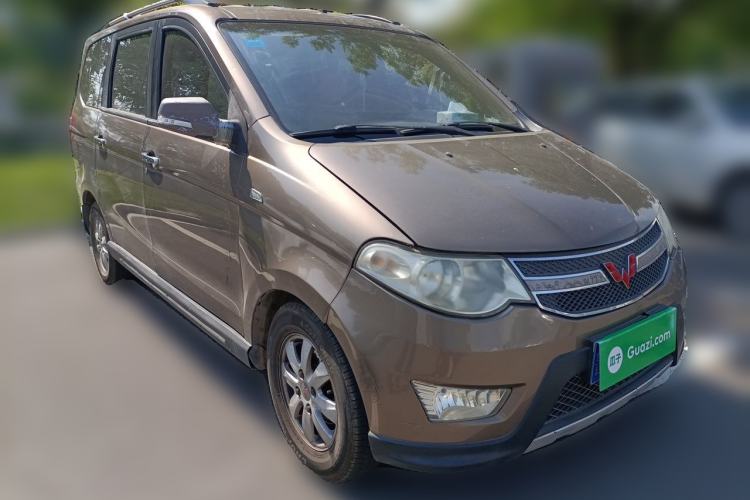 Used Wuling Hongguang 2013 1.5L S Comfort Model Front Right 45 Deg