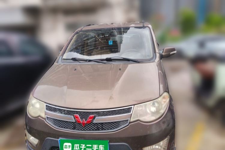 Used Wuling Hongguang 2013 1.2L S Comfort Model China IV Standard Front