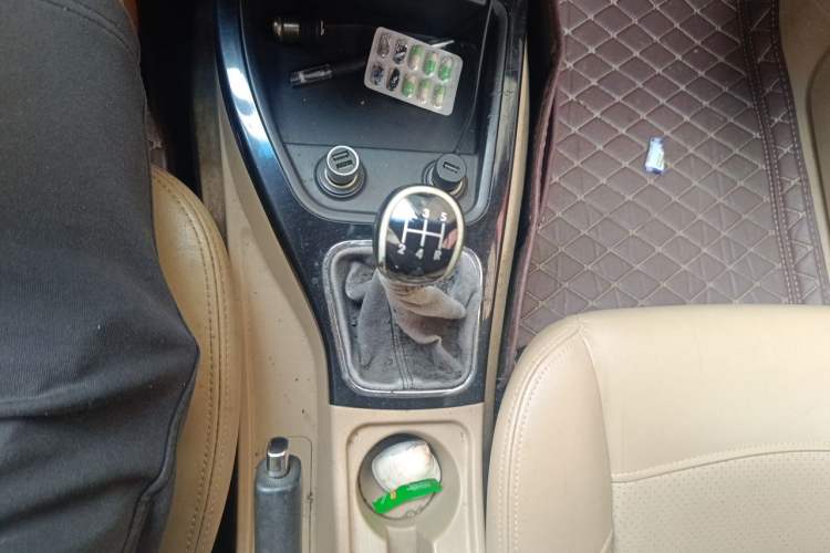 Used Wuling Hongguang 2013 1.5L S Comfort Model Gear Lever