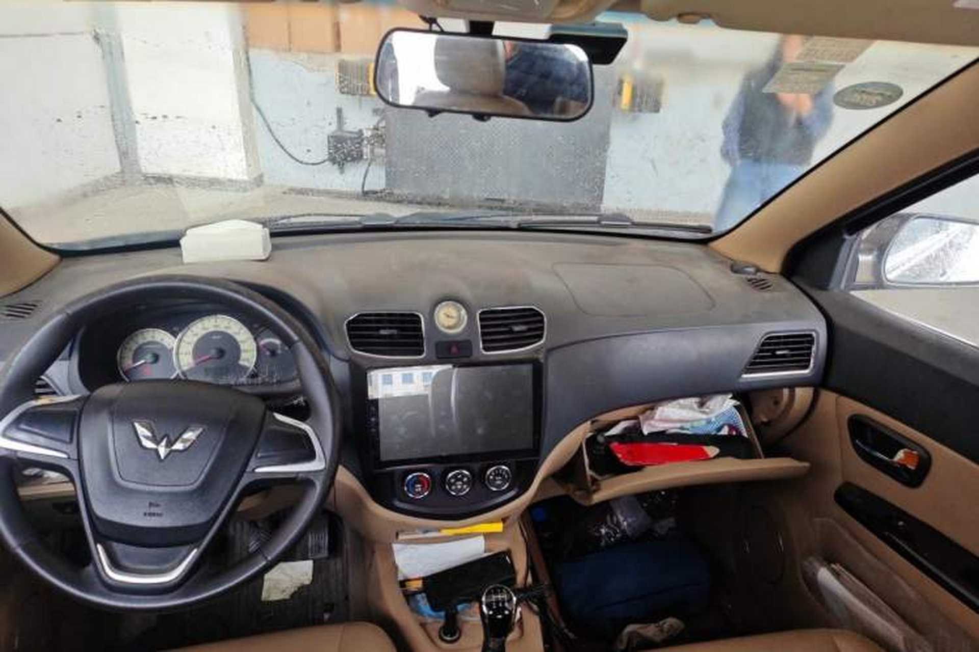 Used Wuling Hongguang 2013 1.5L Base Version Headliner