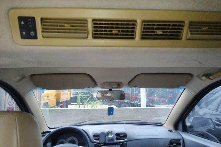 Used Wuling Hongguang 2013 1.2L S Comfort Model China IV Standard Headliner